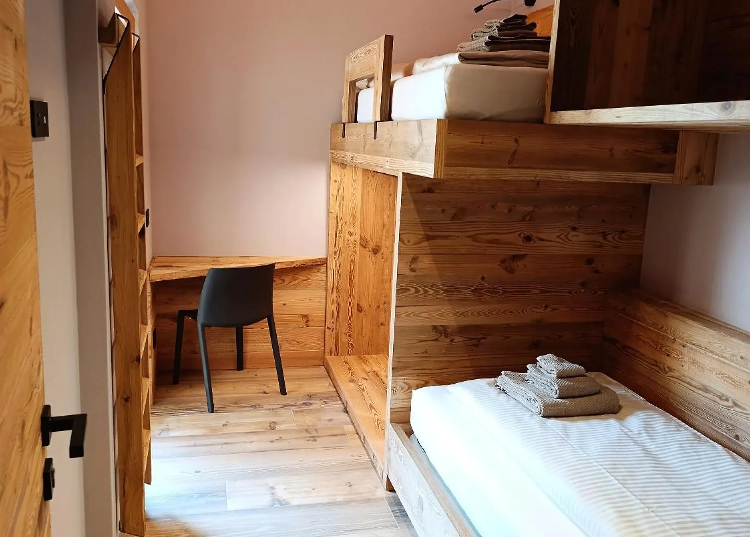 Arctik Chalet Livigno 0*,  Italien